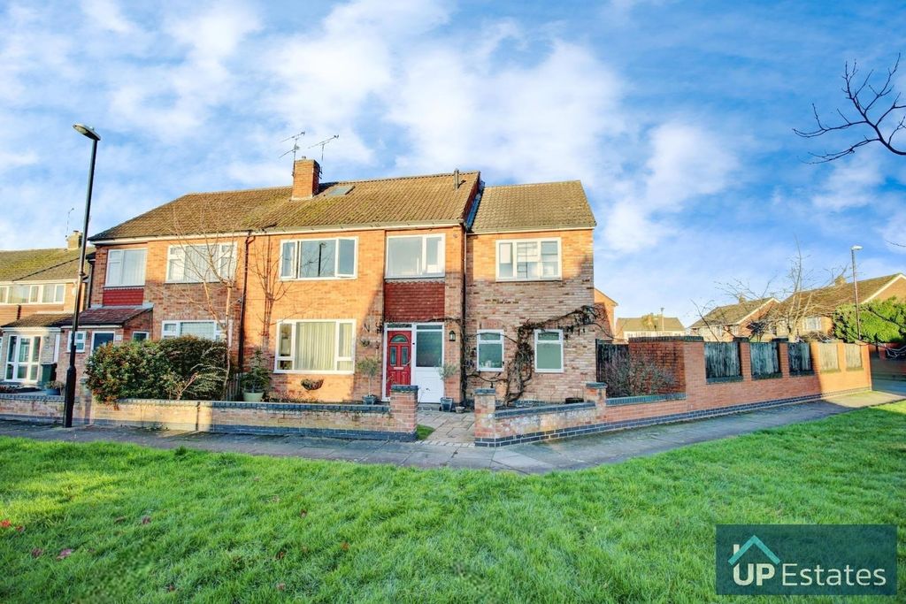 Property photo 1 of 30