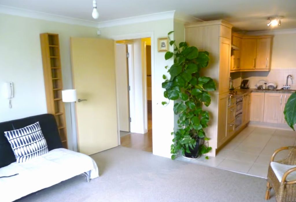 Property photo 2 of 12