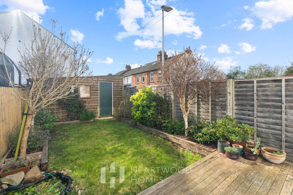 Property photo 2 of 13