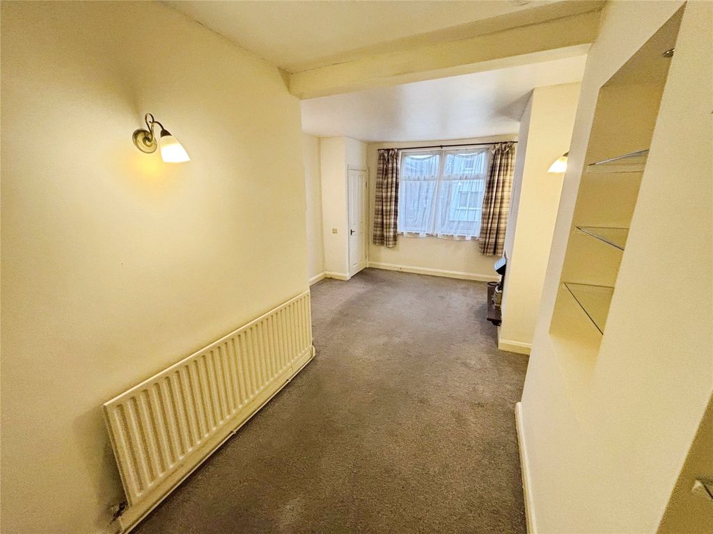 Property photo 2 of 26 Picture No. 02