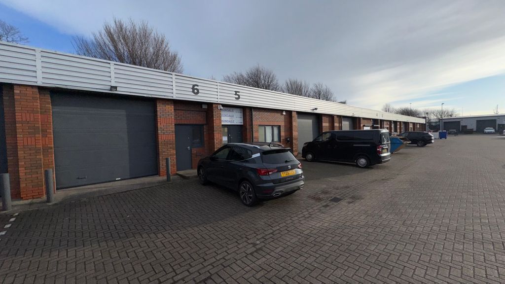 Property photo 2 of 6