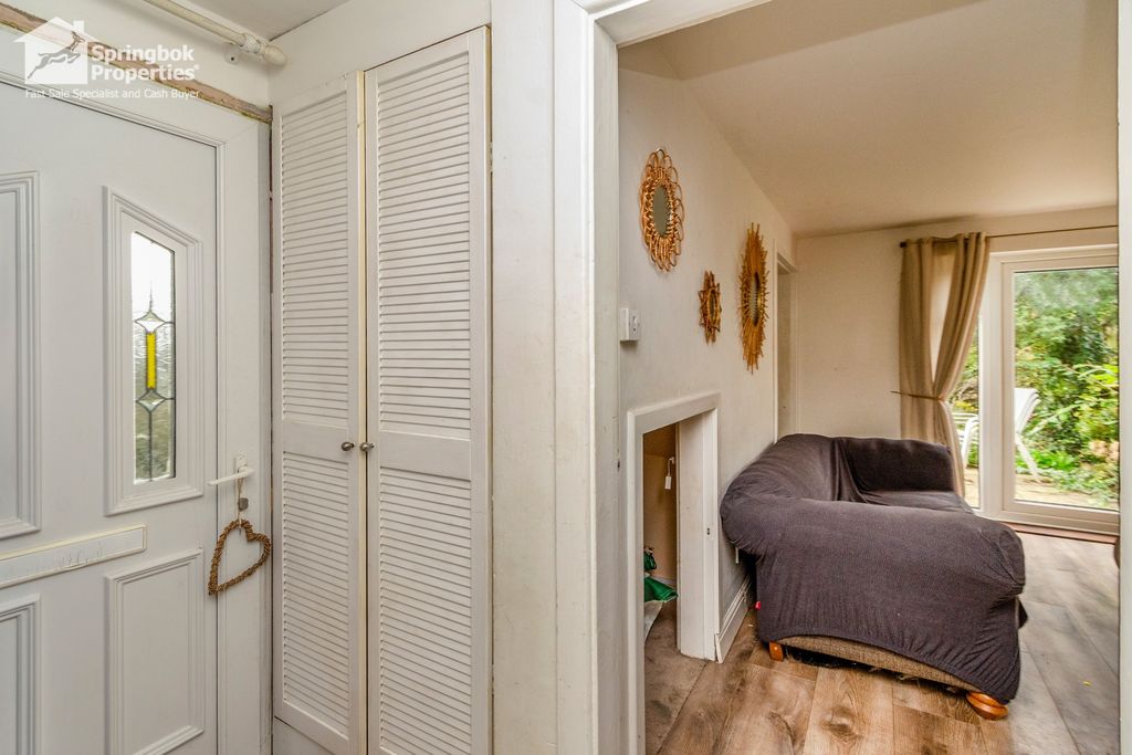 Property photo 2 of 19 Image 1