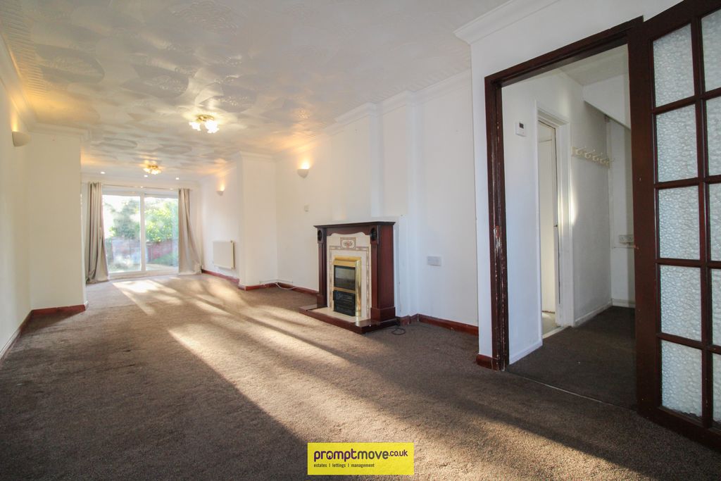 Property photo 2 of 12 Na