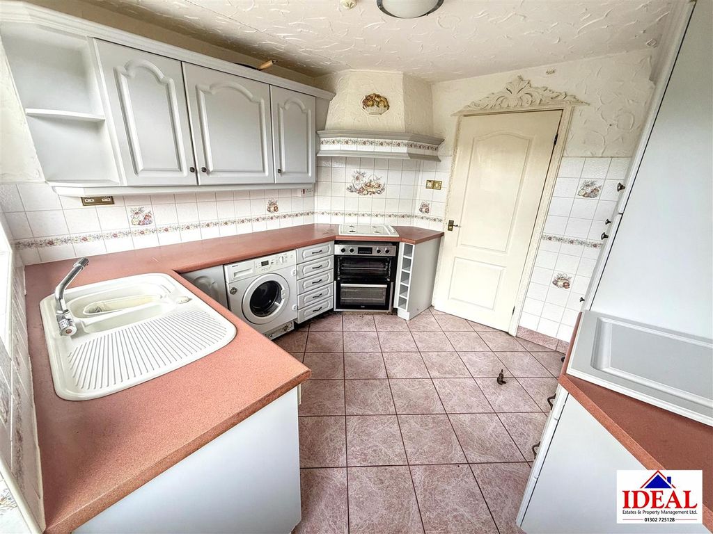 Property photo 2 of 16 Image00009.Jpg