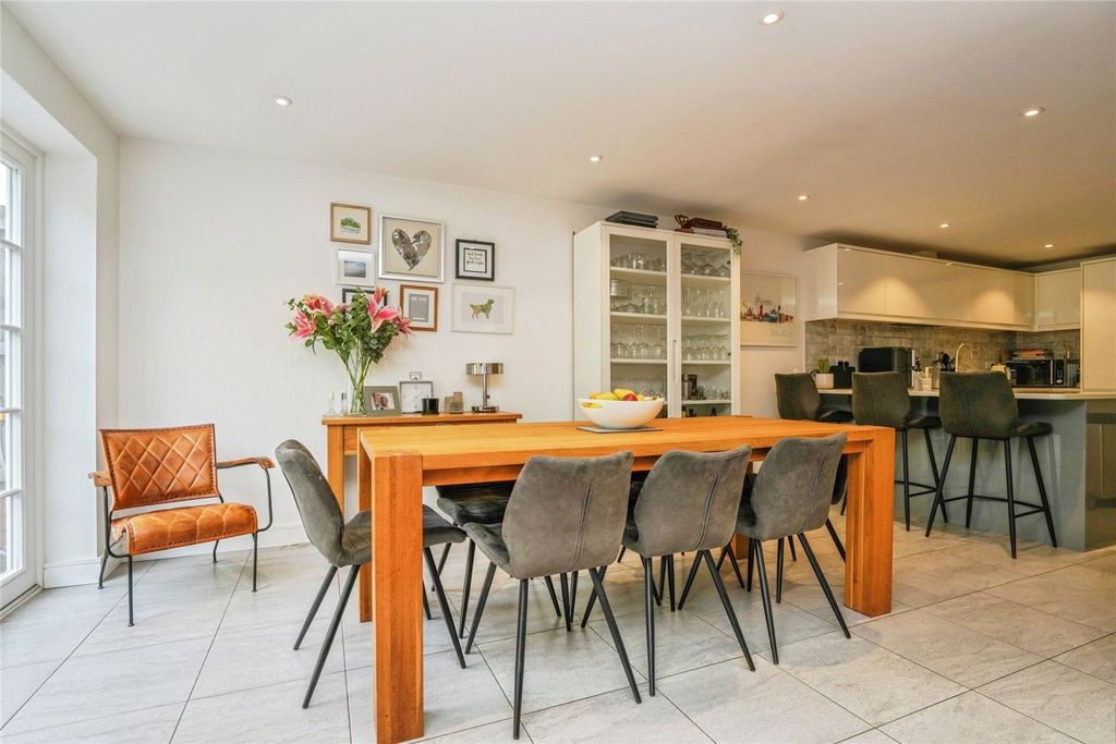 Property photo 2 of 16 Living Area