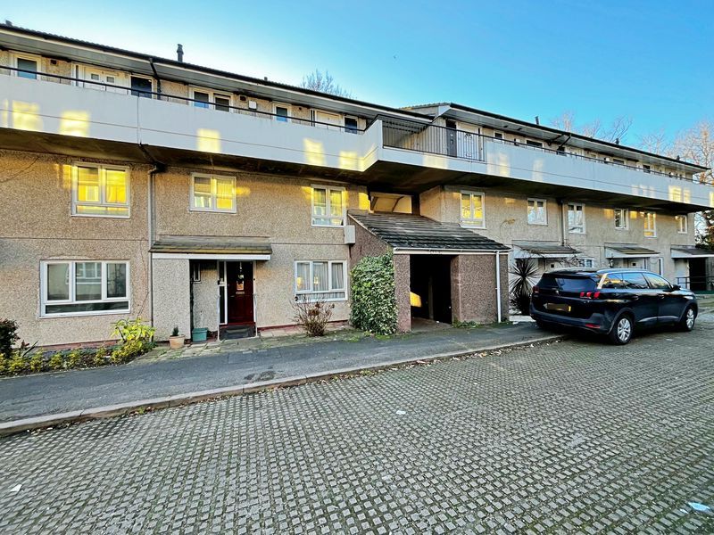 Property photo 1 of 10 Photo 2