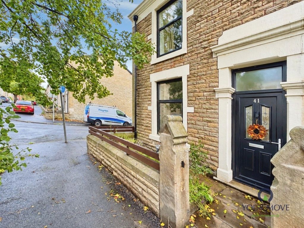 Property photo 1 of 15 Pbox-Img.Png