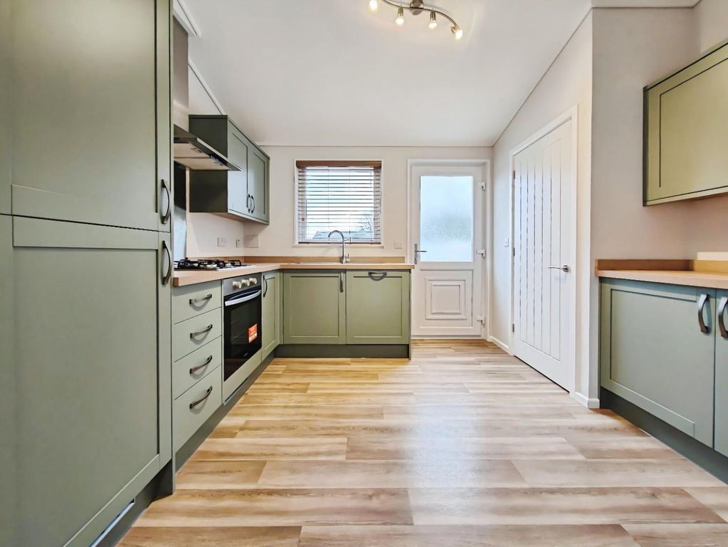 Property photo 2 of 9 4B9Fae3A-1000003690.Jpg