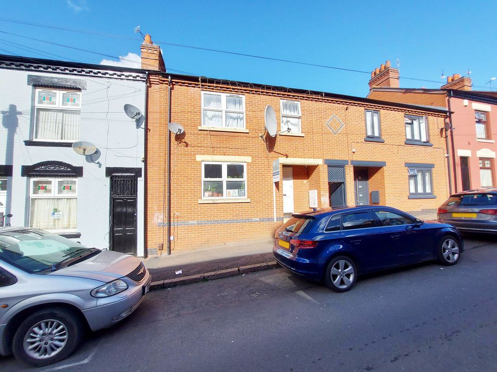 Property photo 1 of 6 Front Elevation