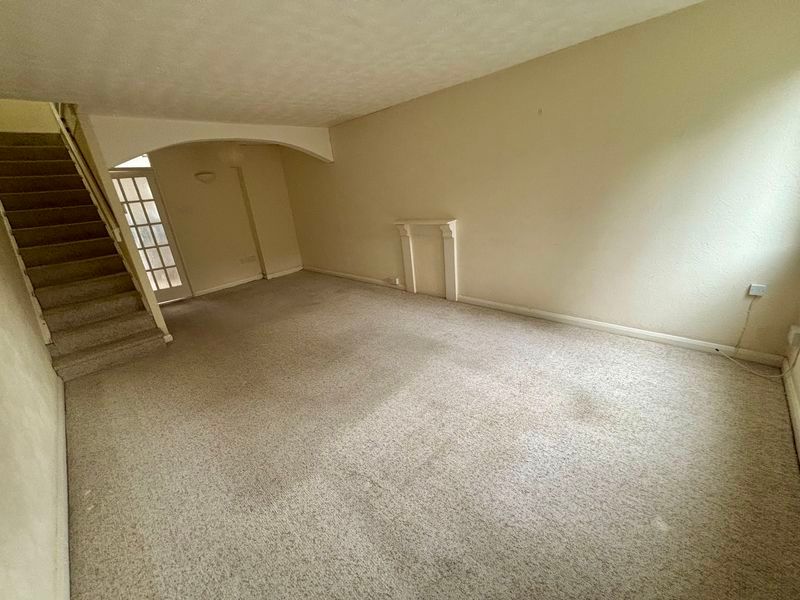 Property photo 3 of 15 Photo 5