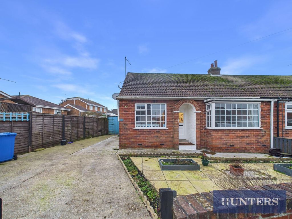 Property photo 1 of 14 Front (Exterior)