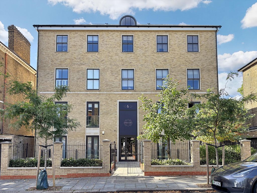 Property photo 3 of 13 Image