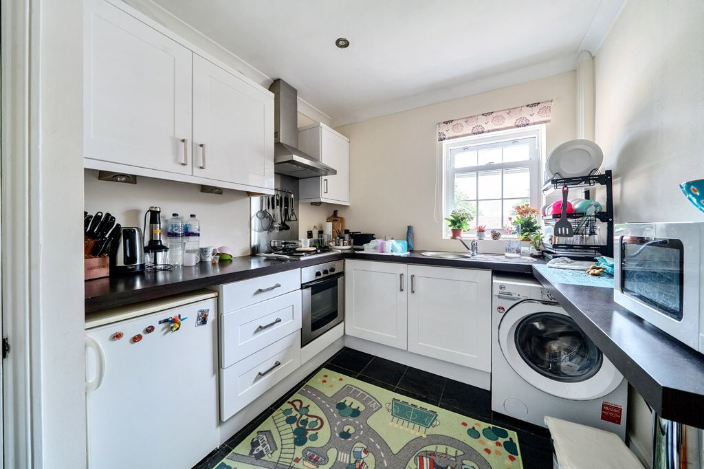 Property photo 2 of 11 Picture No. 08