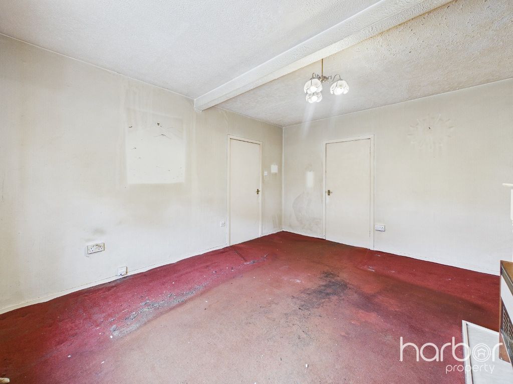 Property photo 3 of 15 5309426
