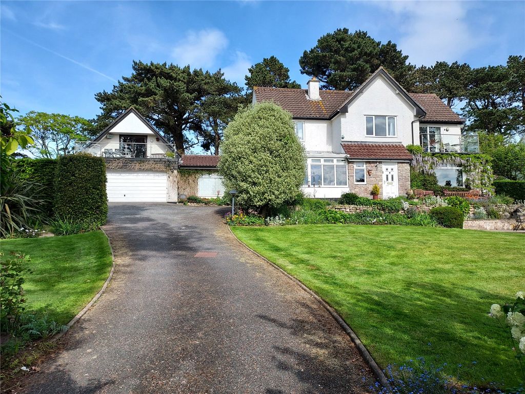 Property photo 1 of 31 Front