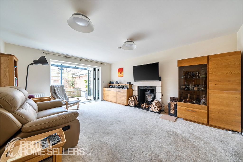 Property photo 2 of 20 Picture No. 14