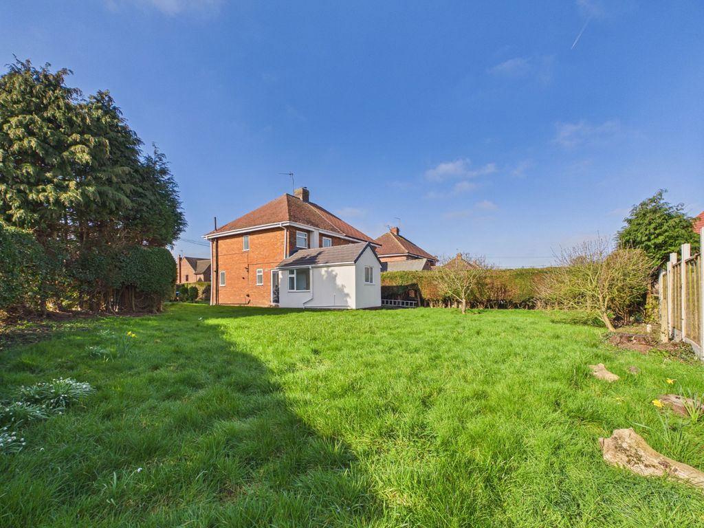 Property photo 3 of 17 4810228