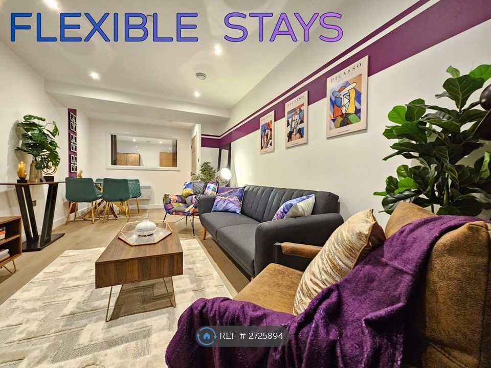 Property photo 1 of 32