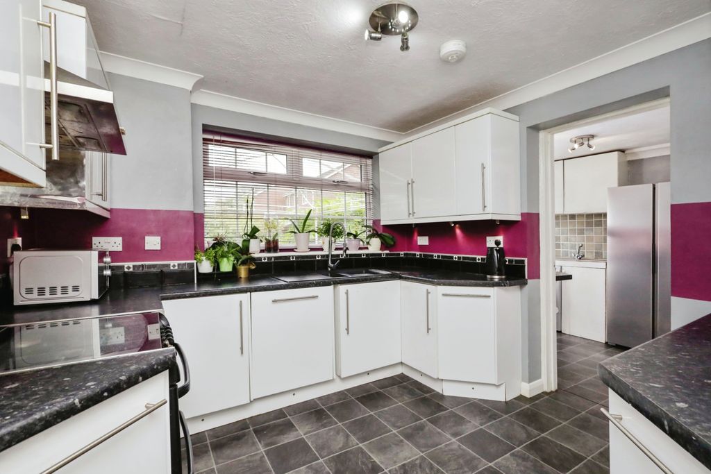 Property photo 3 of 14 Photography