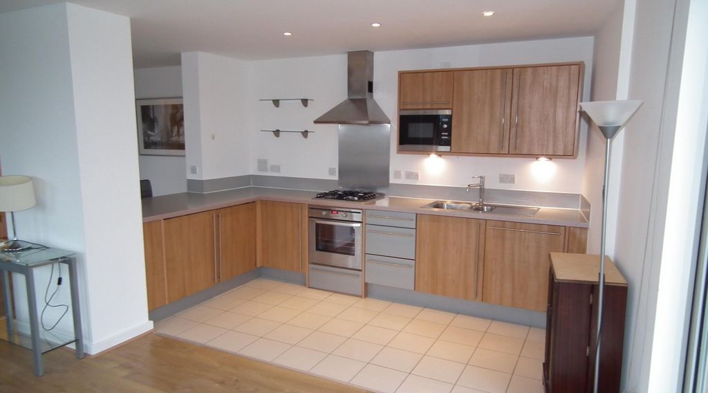 Property photo 2 of 15 Kitchen
