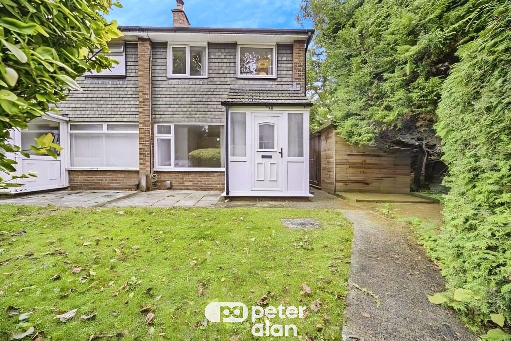 Property photo 1 of 18 Front