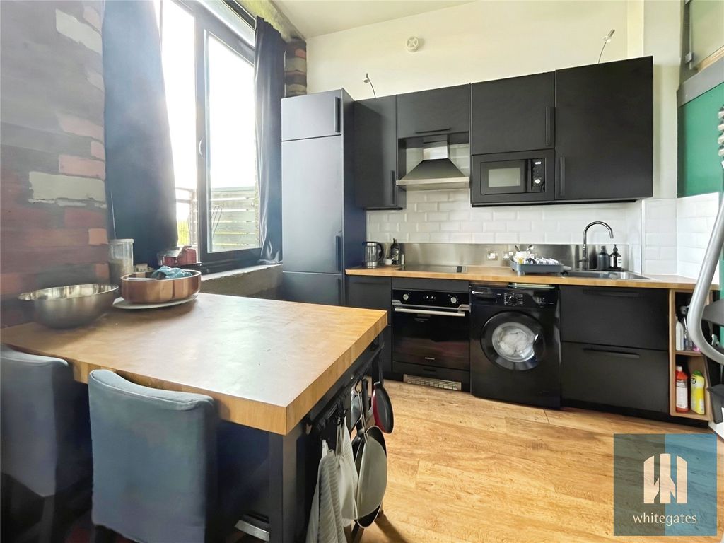 Property photo 3 of 14 Picture No. 10