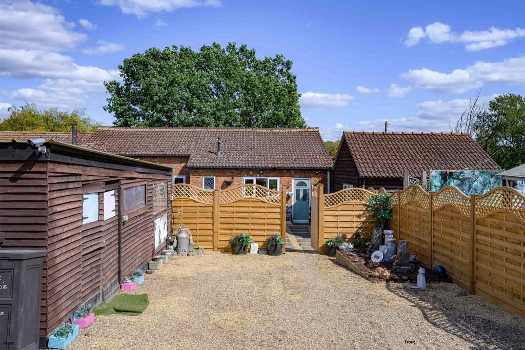 Property photo 1 of 27