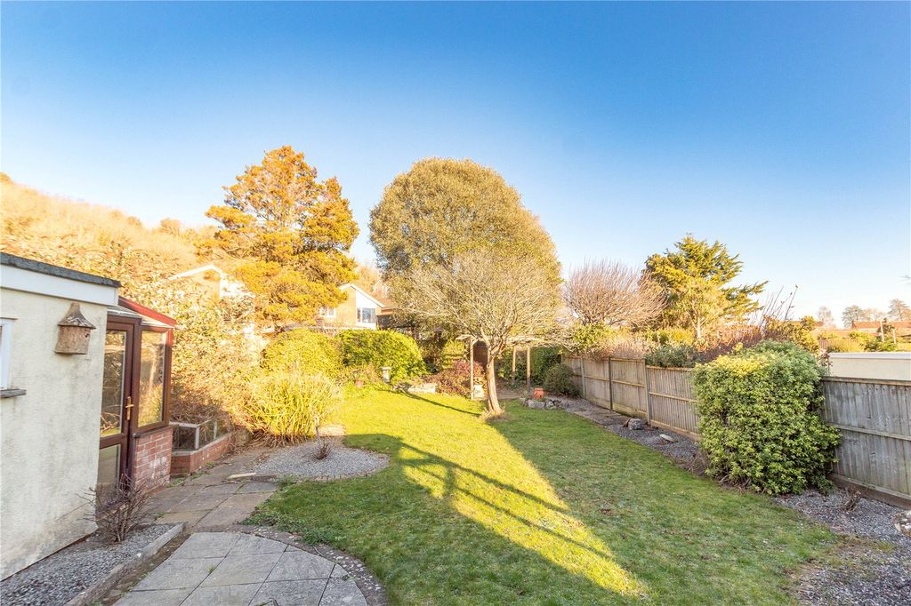 Property photo 1 of 18 Picture No. 16