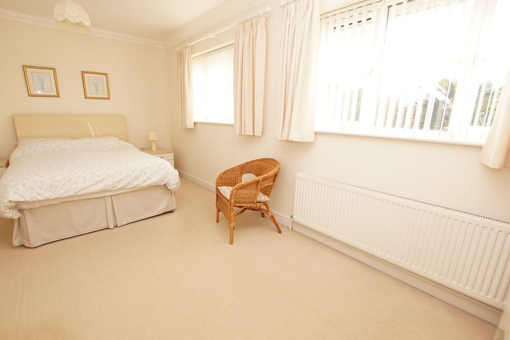 Property photo 2 of 21 Bedroom One