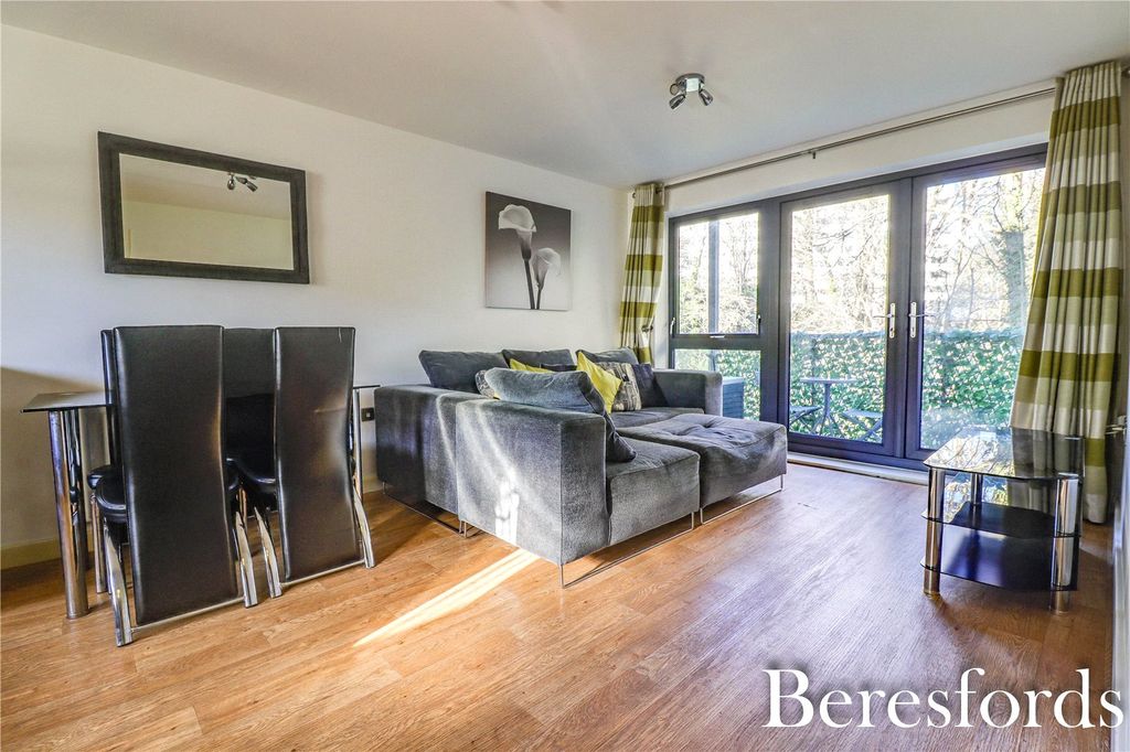 Property photo 2 of 12 Lounge View 1