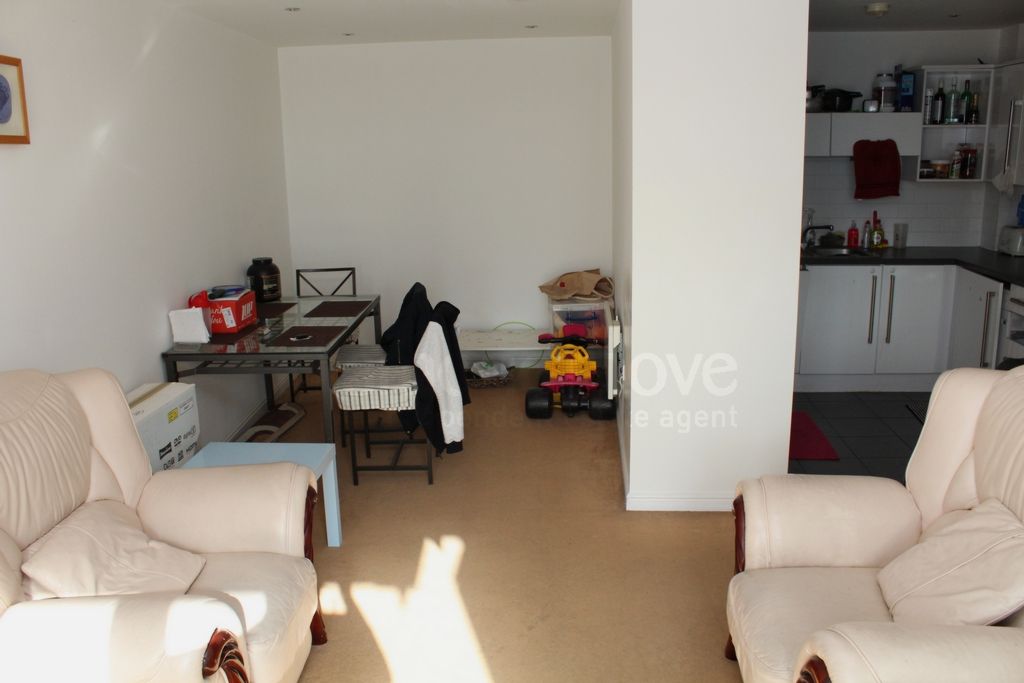 Property photo 3 of 7 Photo 3