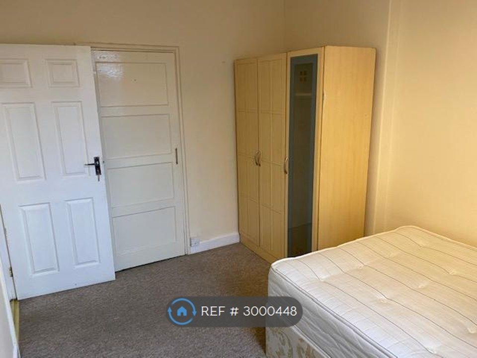 Property photo 1 of 4