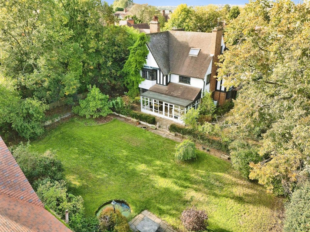 Property photo 1 of 24