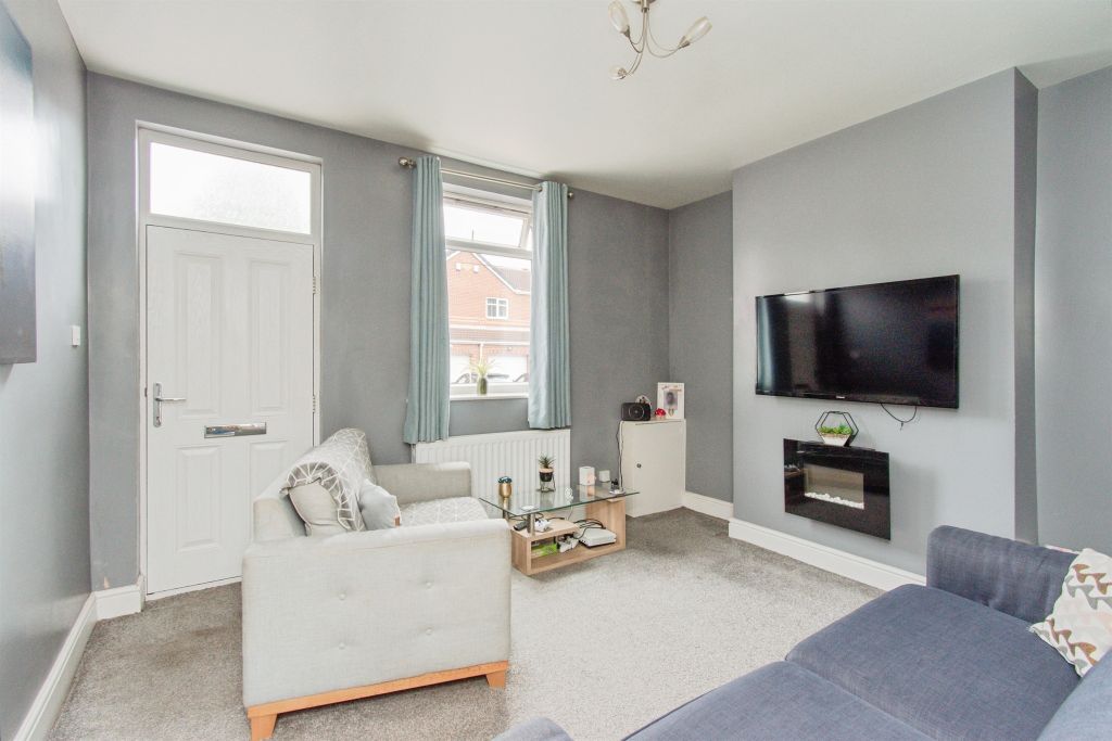 Property photo 2 of 23