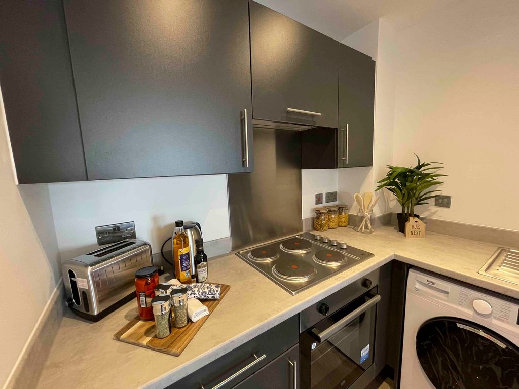 Property photo 3 of 8