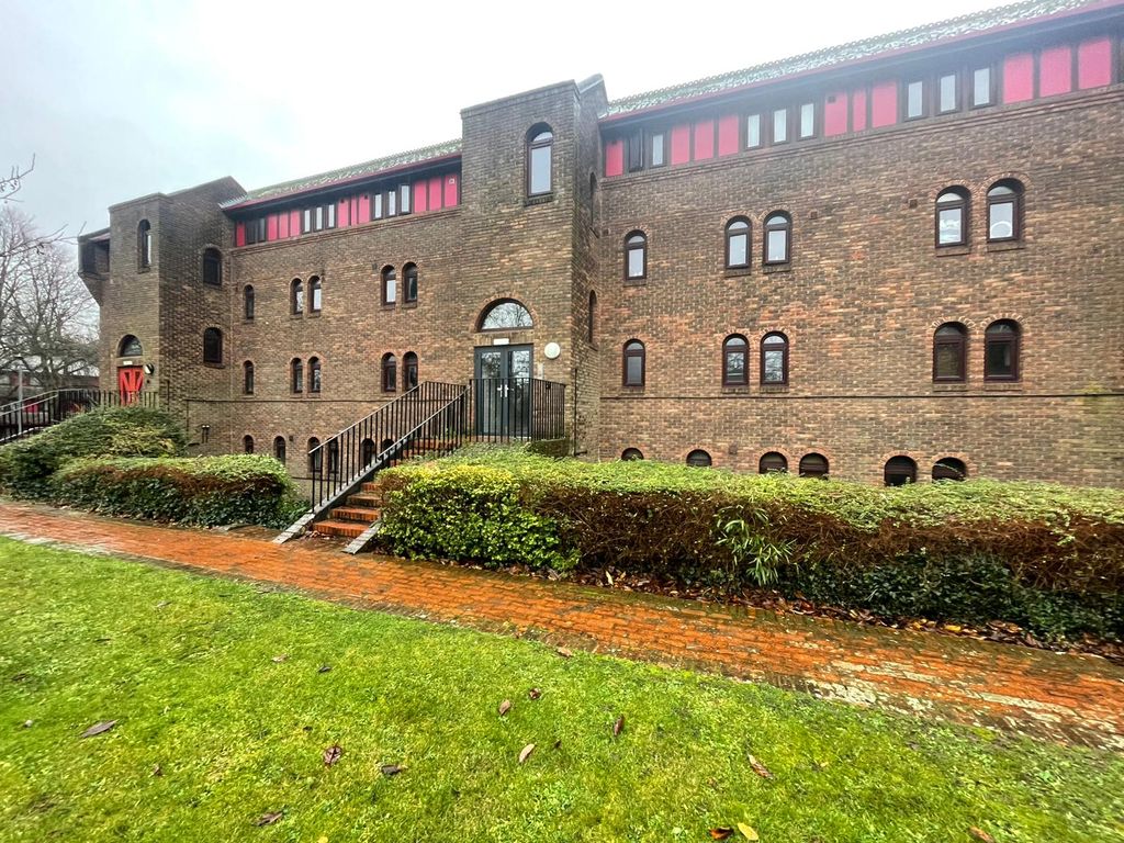 Property photo 1 of 14
