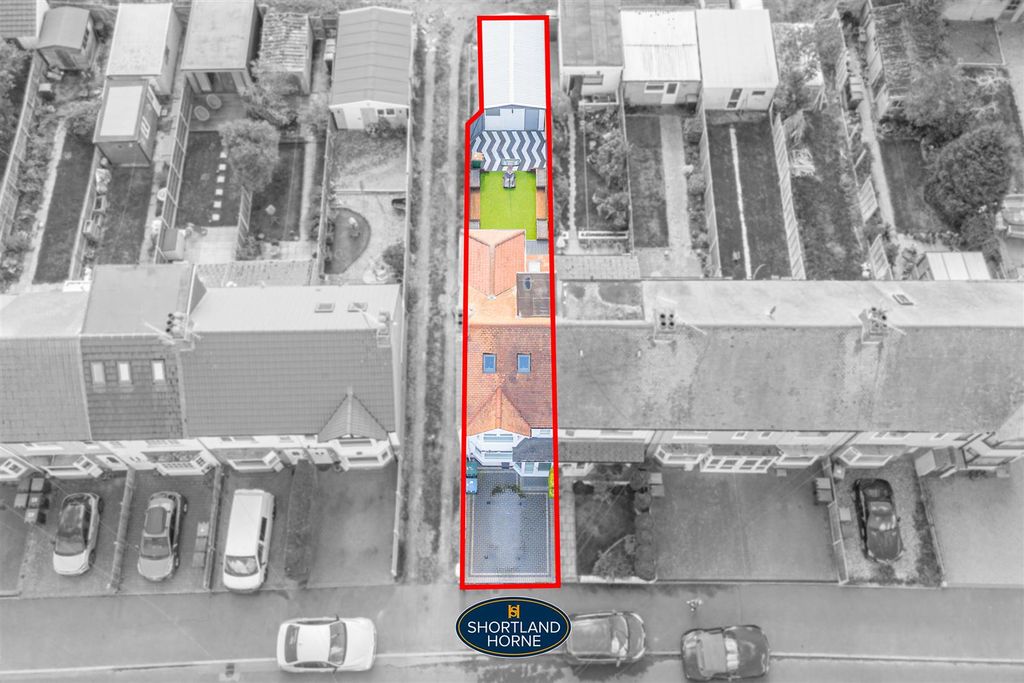 Property photo 2 of 26 Erithway2.Png