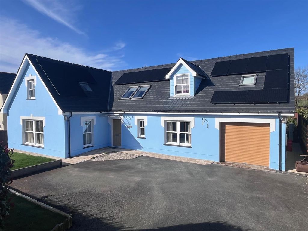 Property photo 2 of 46 3.Jpg