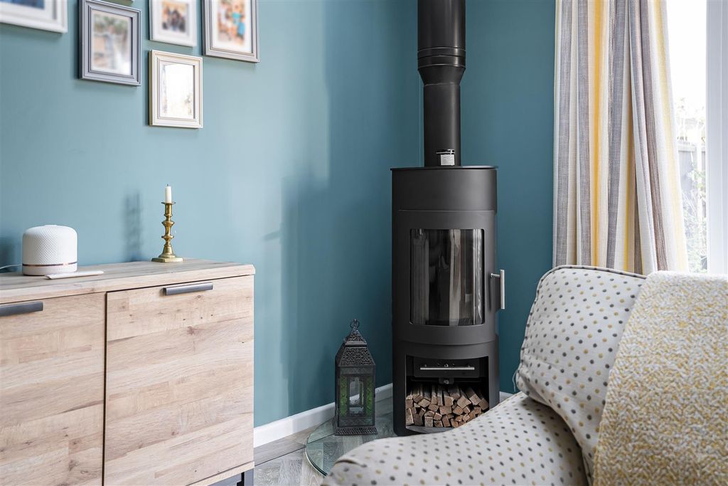 Property photo 3 of 25 34_69650.Jpg