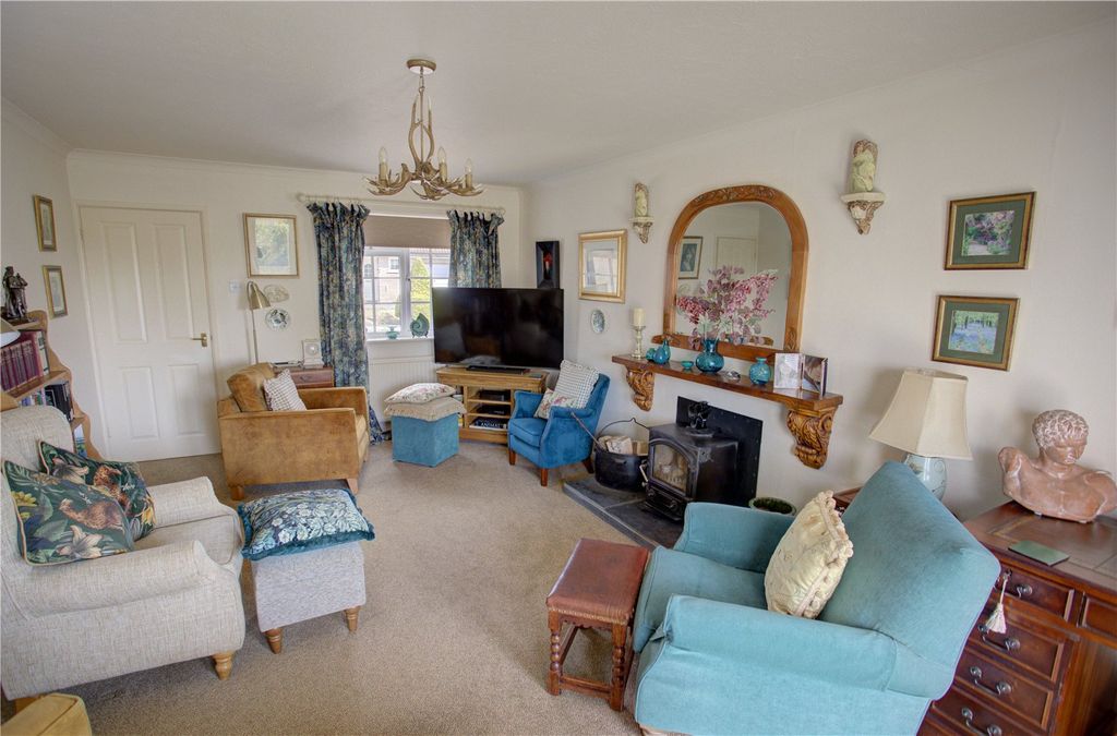 Property photo 3 of 22 Picture No. 20