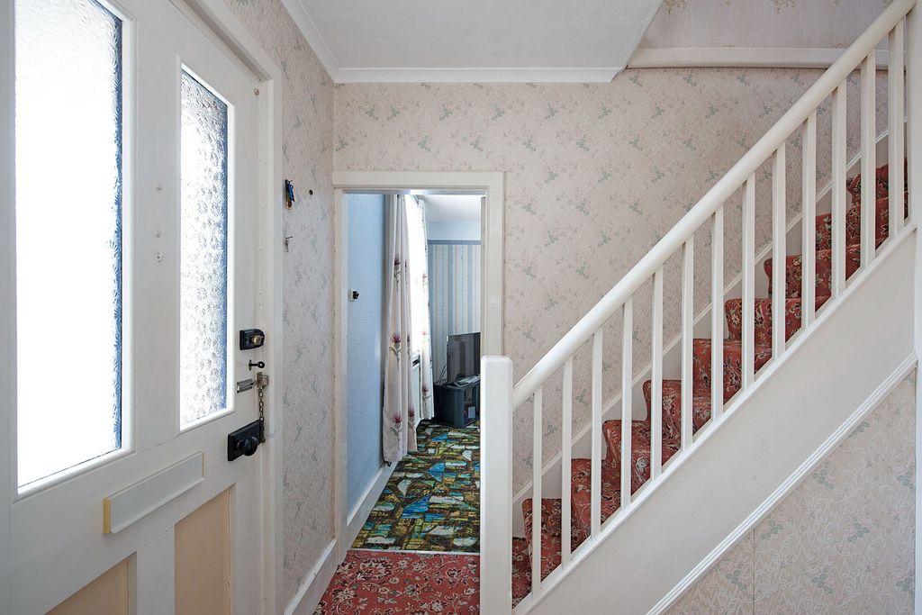 Property photo 3 of 30