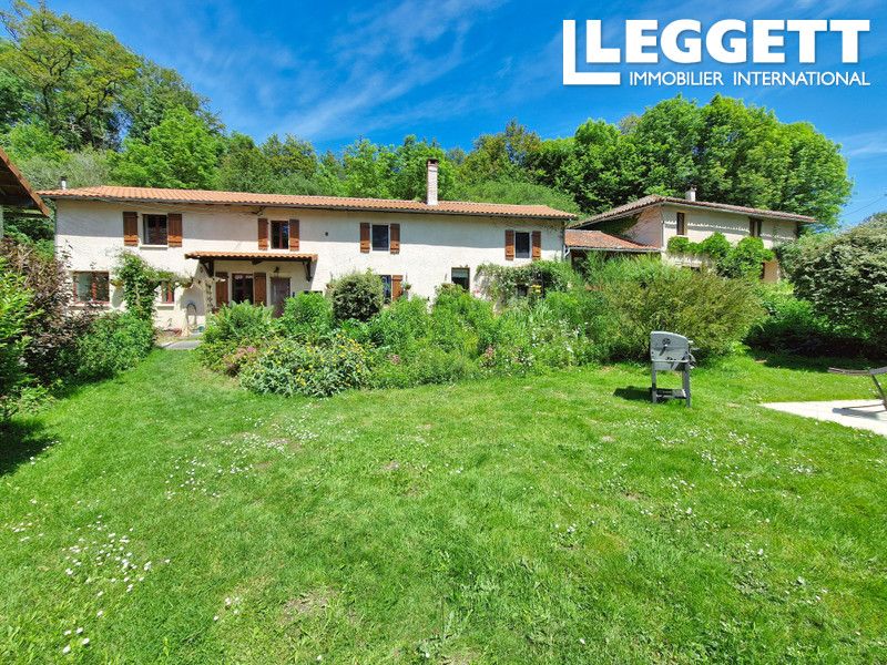 Property photo 1 of 10