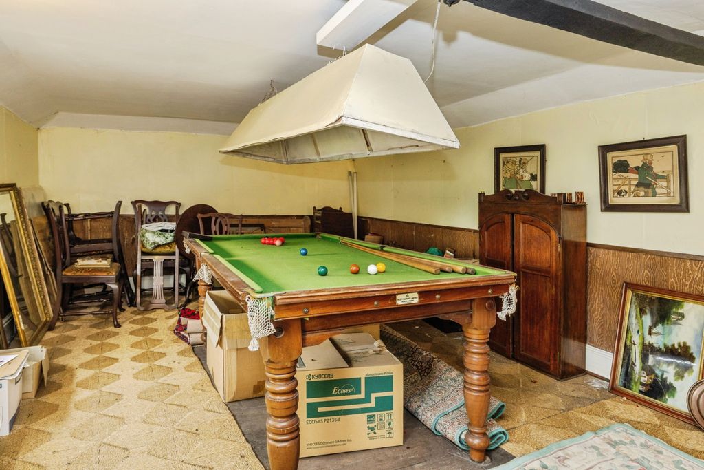 Property photo 3 of 19