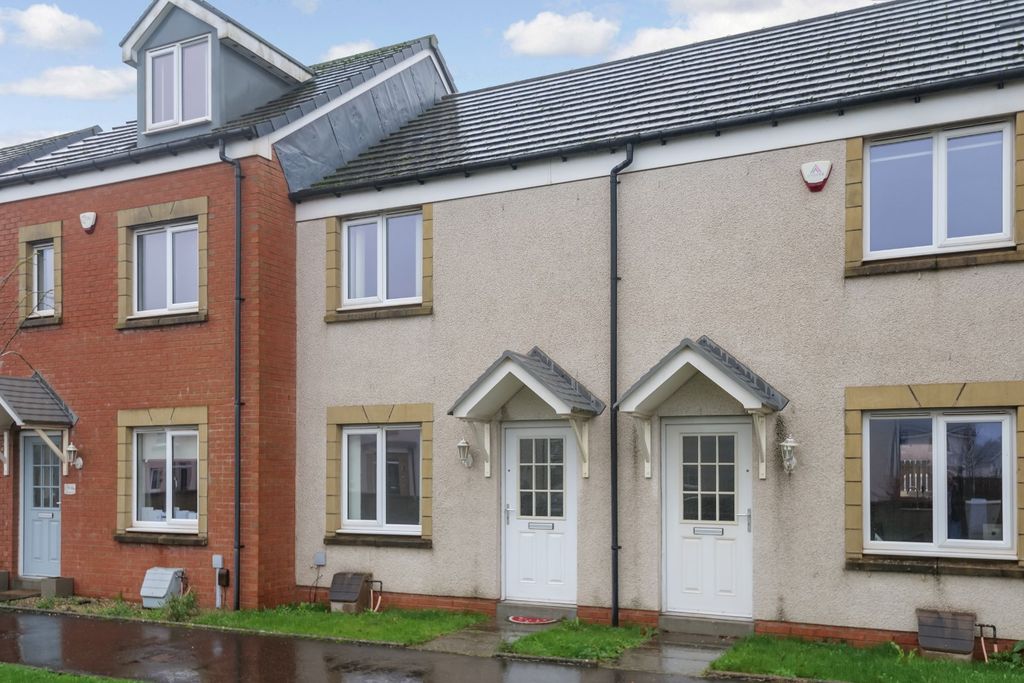 Property photo 1 of 15 Front Exterior