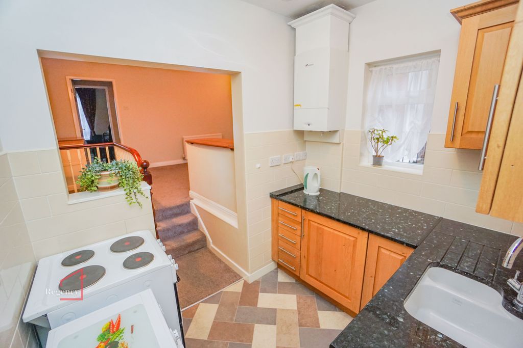 Property photo 3 of 11 Photo 23