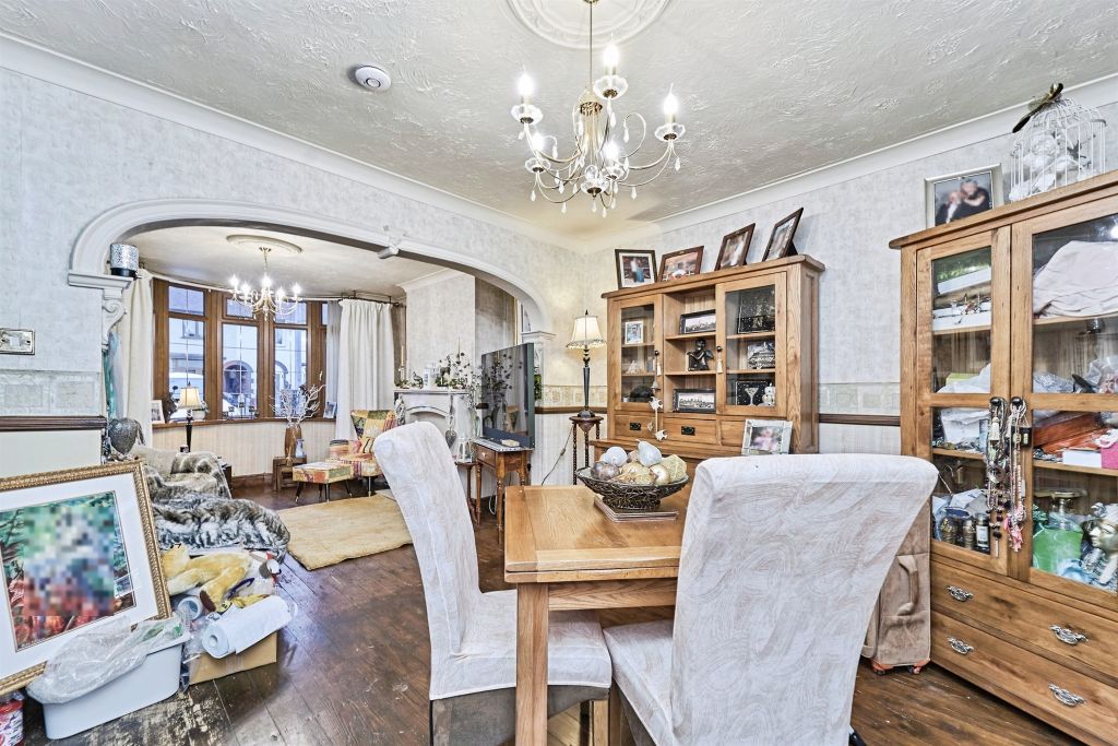 Property photo 3 of 23