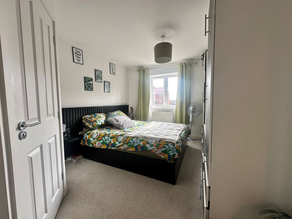 Property photo 3 of 6