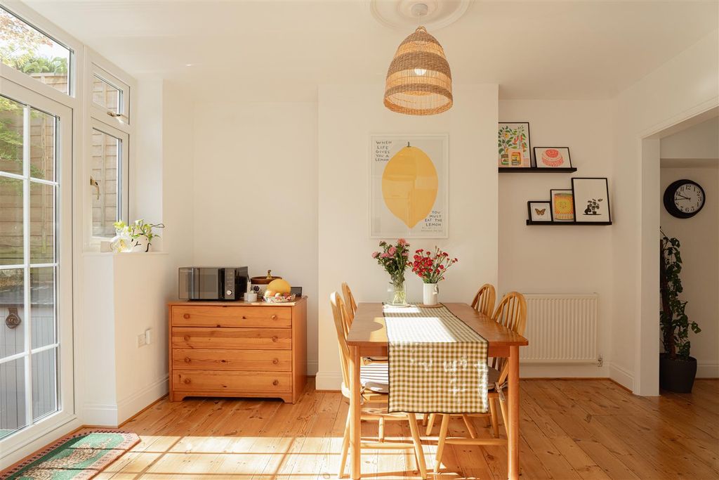 Property photo 2 of 18 8.Jpg