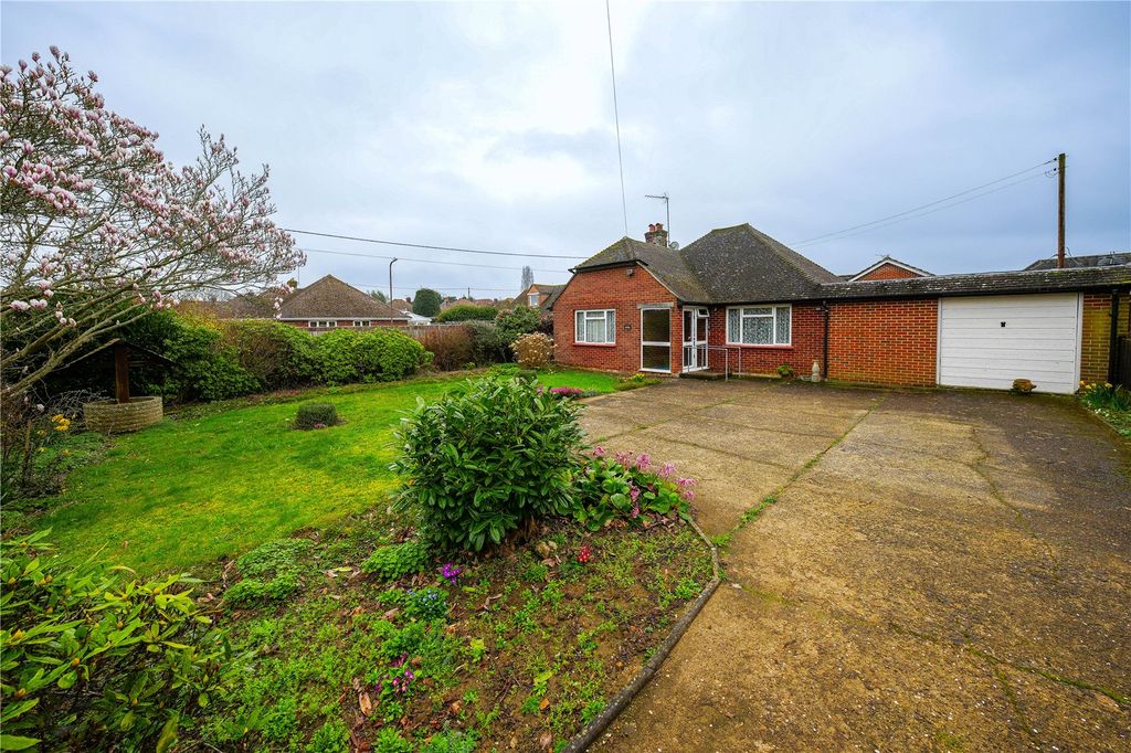 Property photo 1 of 18 External