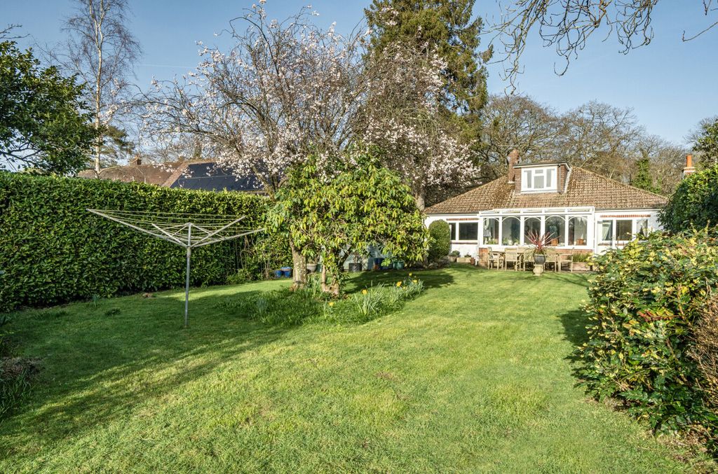 Property photo 3 of 20 1419276-2-699F186...